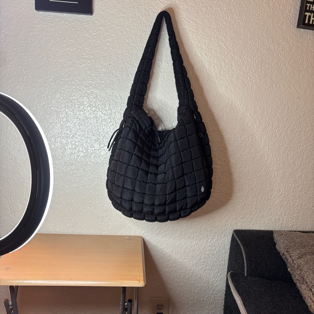 Free People movement Black Quilted Shoulder Bag - Picture 4 of 6